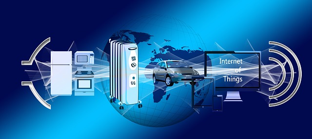 Internet of Things (IoT) adalah teknologi yang menghubungkan perangkat fisik (seperti kulkas, lampu, atau mobil) ke internet, sehingga mereka dapat dikontrol dan dianalisis melalui aplikasi atau website. Contoh aplikasi IoT yang sudah umum digunakan saat ini adalah smartwatch, smart home, dan sistem pemantauan aset.