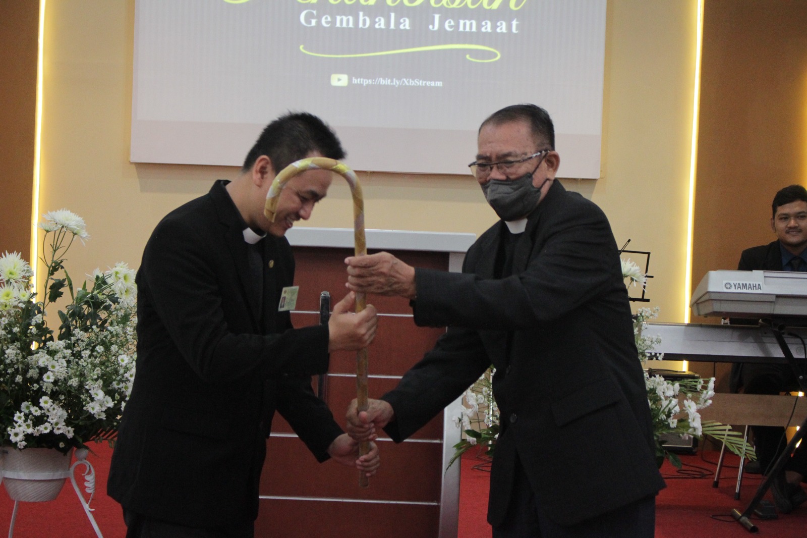 Penahbisan Pdt. Widhi Laksana, M.Ag. sebagai Gembala Sidang GIA Jemaat Kalibanteng