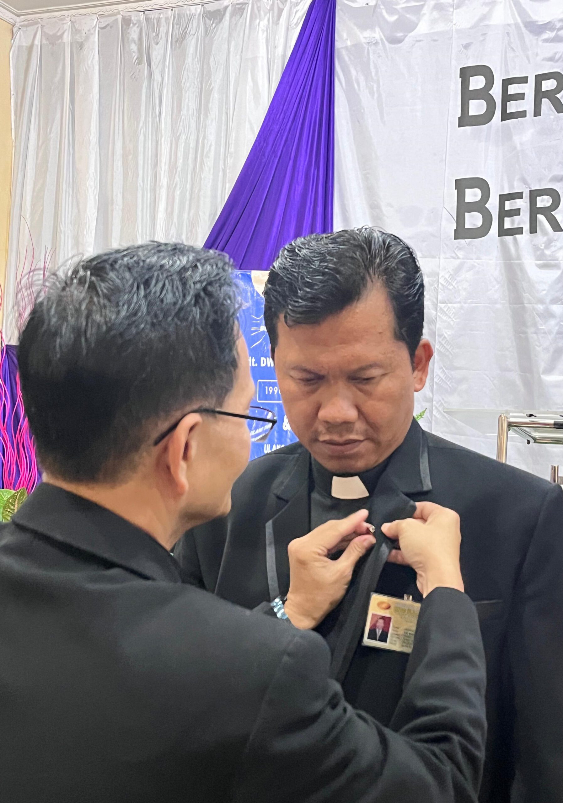 Ibadah Emiritasi dan Pentahbisan GIA Gombong (3)
