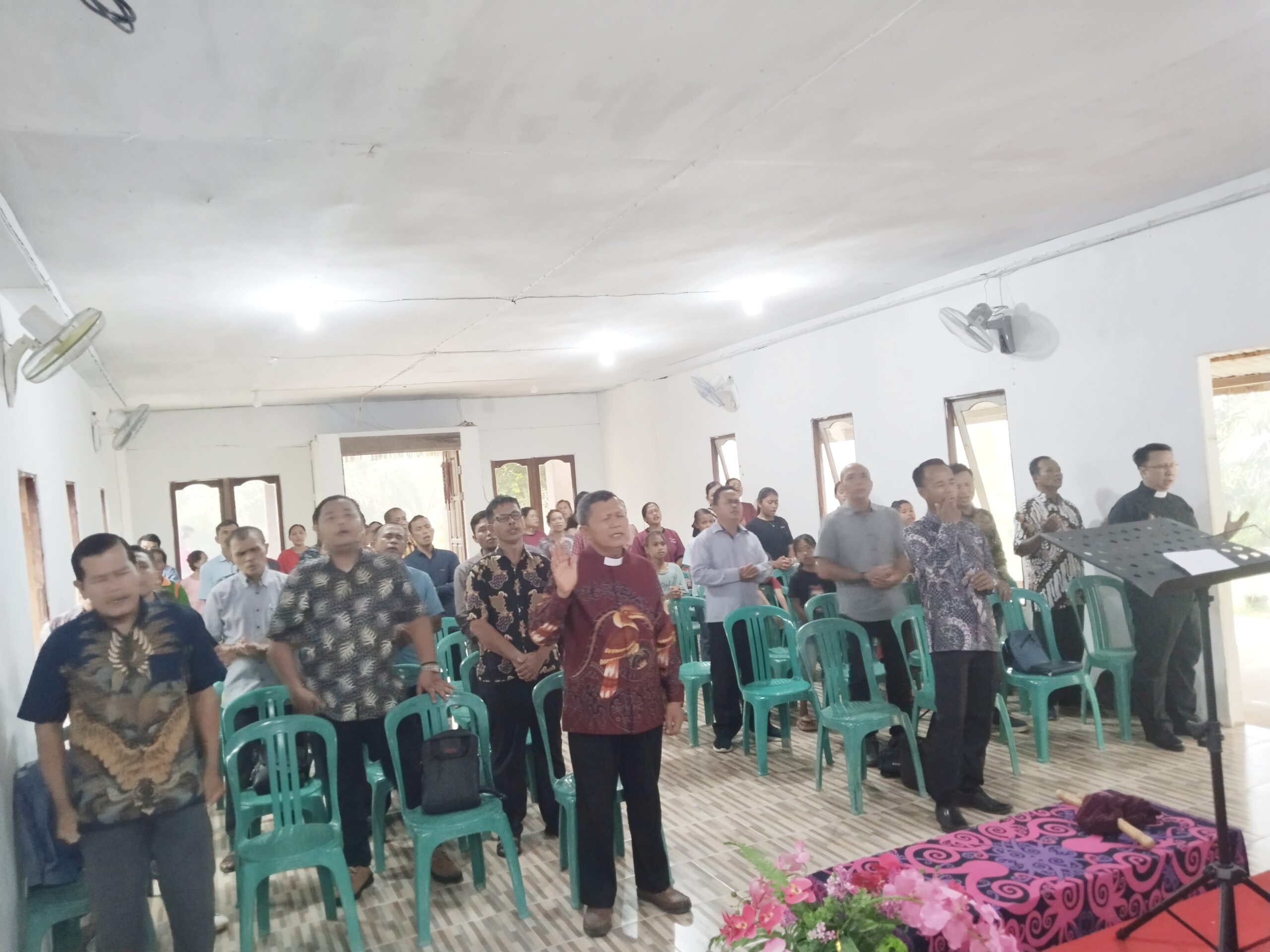 Ibadah Misi VIII di GIA Kedungun (3)