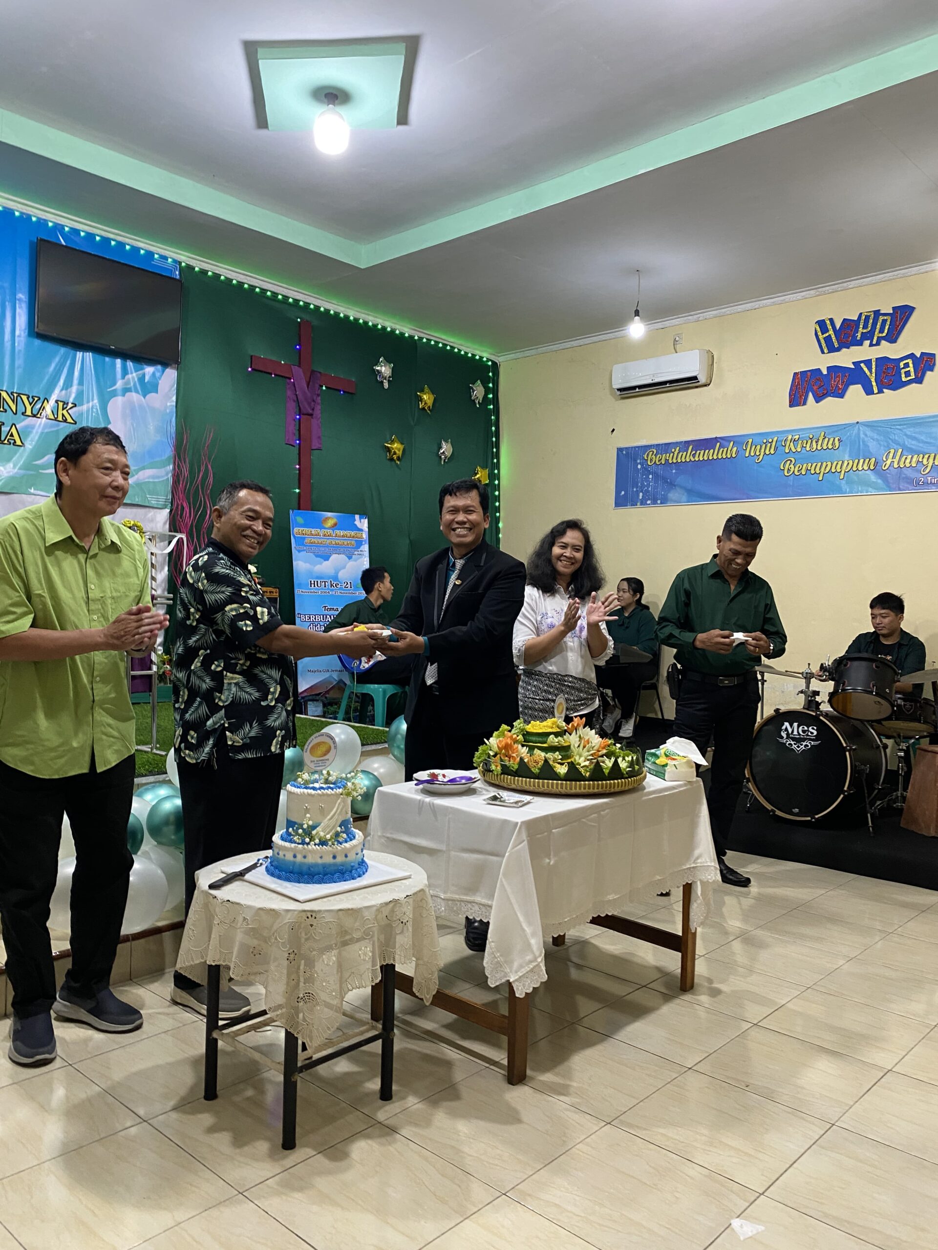 Ibadah Syukur HUT 21 GIA GOMBONG (9)
