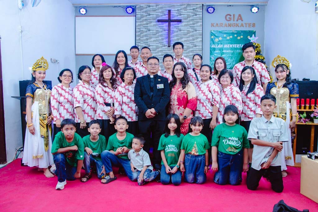 Pendewasaan Gereja dan Penahbisan Gembala GIA Karangkates (3)